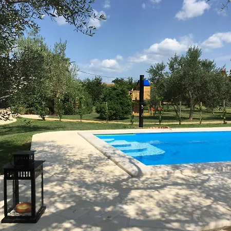 Hacienda Monica Umago